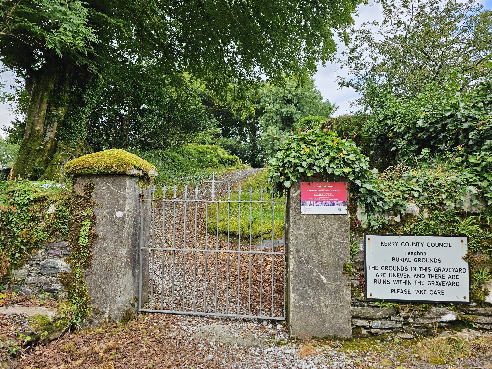 Saint Fiachna's graveyard entrance
